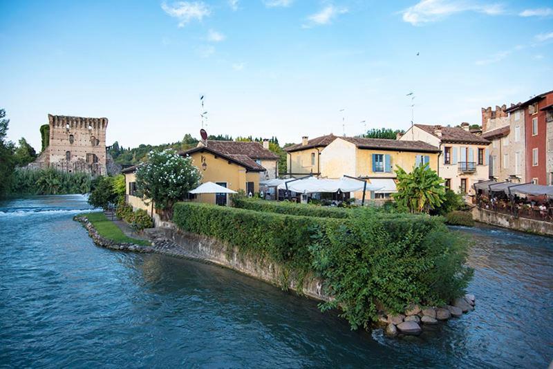 Le Finestre Su Borghetto Hotel Valeggio sul Mincio Eksteriør billede